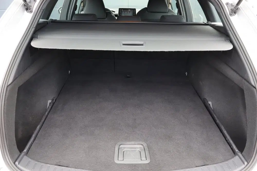 Toyota Corolla 1.8 Hybrid Active-Vol uitgerus uit 2020, foto 19