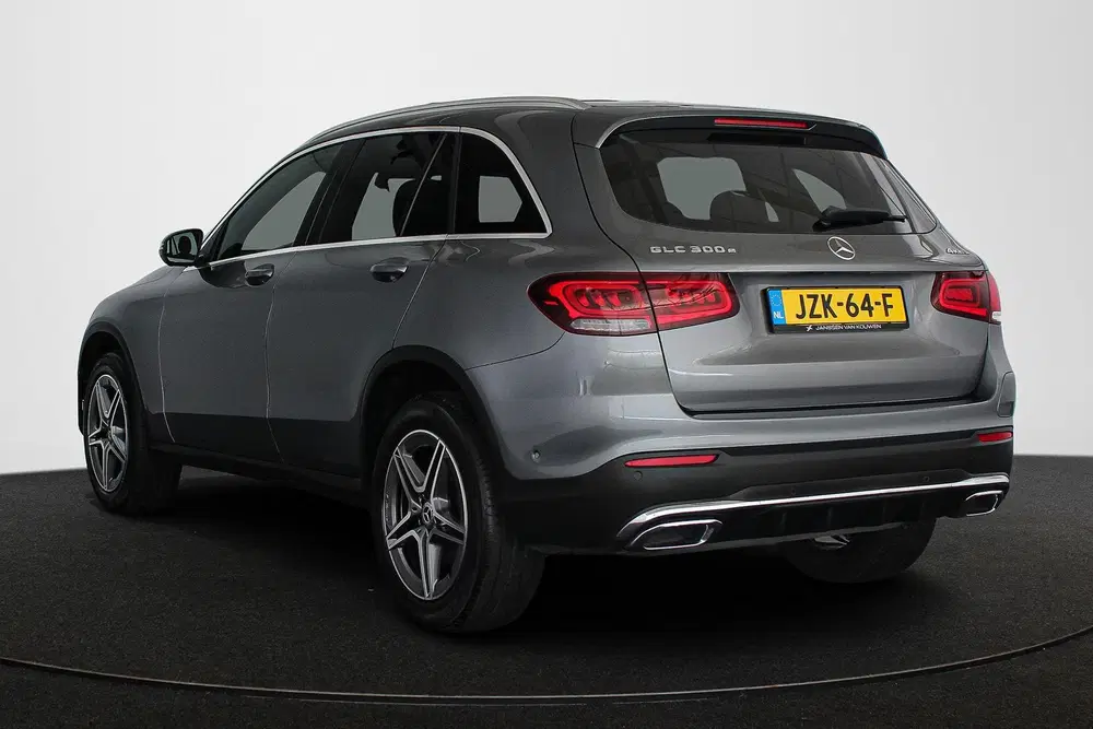 Mercedes-Benz GLC 300e 4MATIC Premium Plus AMG Memory uit 2022, foto 4