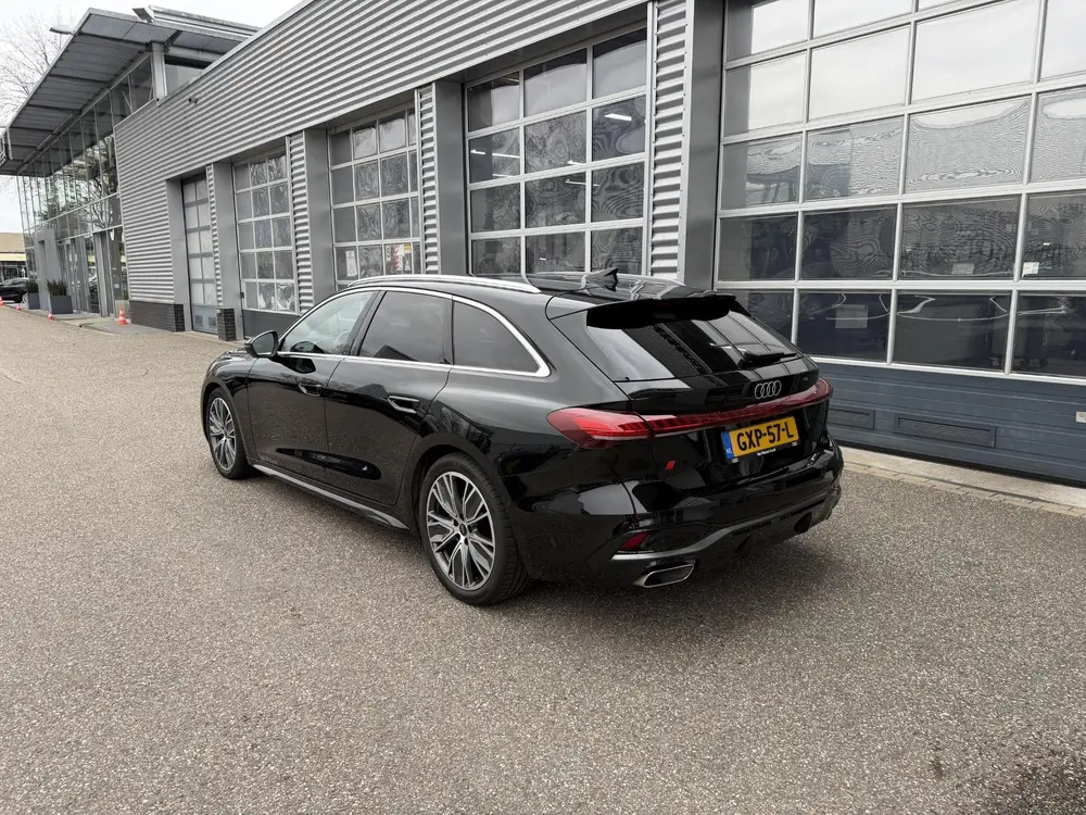 Audi A5 2.0 TFSI S edition 204 PK l Apple Carplay uit 2025, foto 2