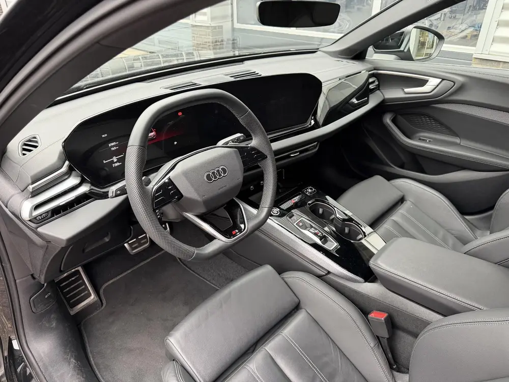 Audi A5 2.0 TFSI S edition 204 PK l Apple Carplay uit 2025, foto 3
