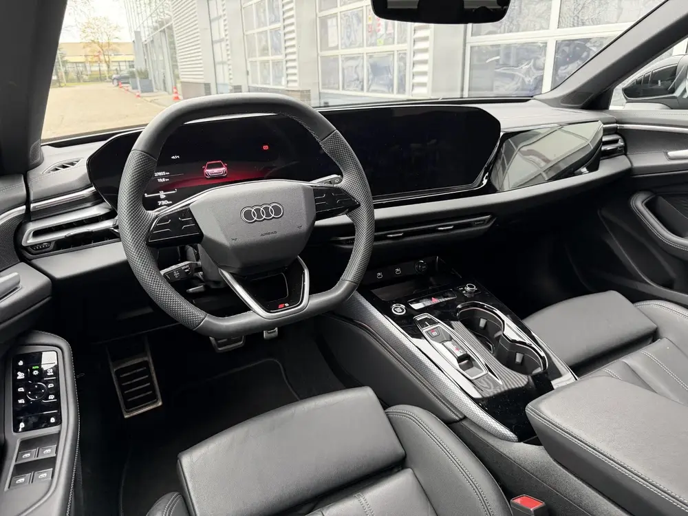 Audi A5 2.0 TFSI S edition 204 PK l Apple Carplay uit 2025, foto 4