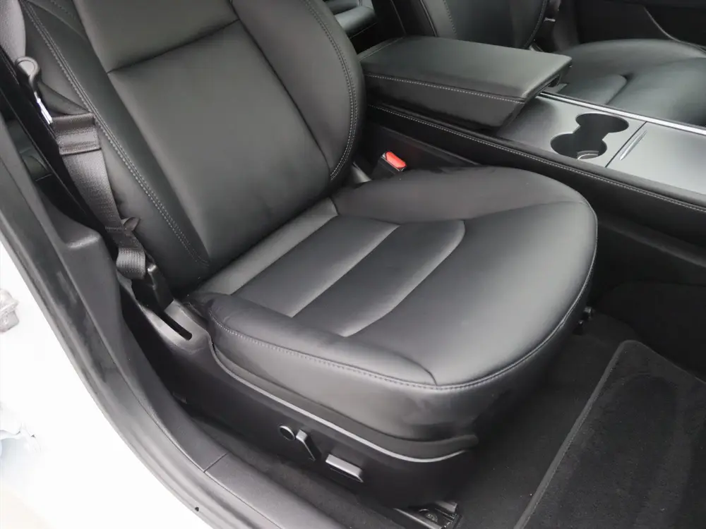 Tesla Model 3 Performance AWD 486pk 75 kWh 87.7% SoH FAC uit 2021, foto 15