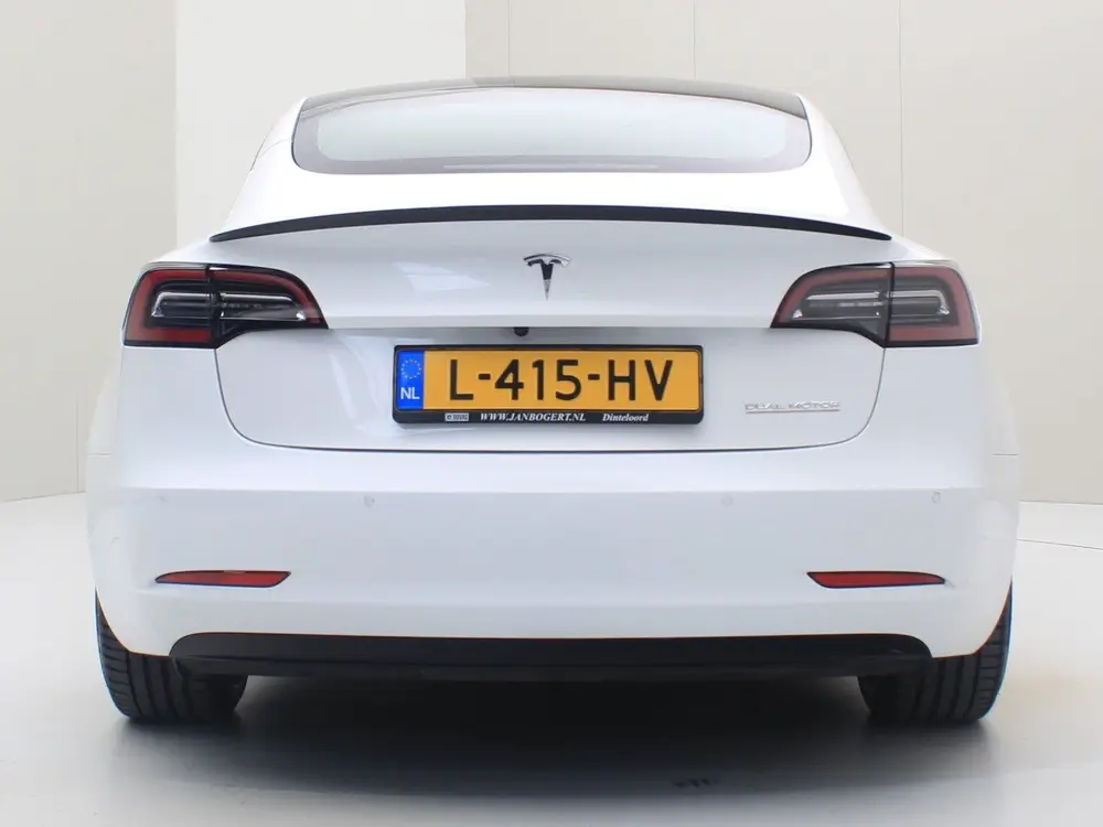 Tesla Model 3 Performance AWD 486pk 75 kWh 87.7% SoH FAC uit 2021, foto 6