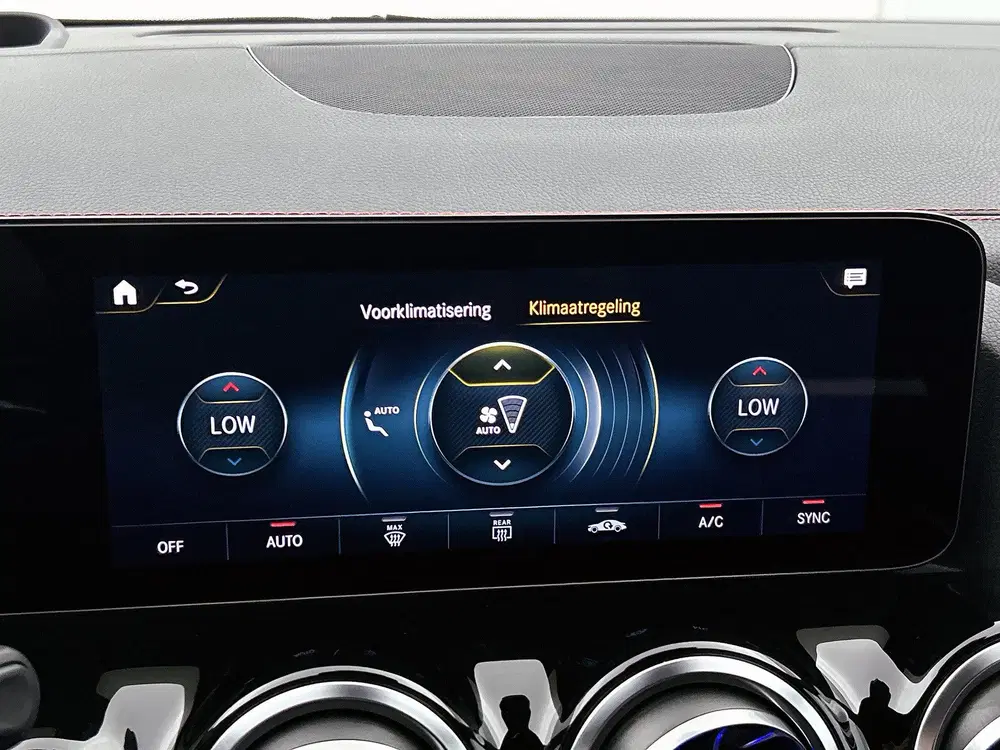 Mercedes-Benz EQA 250 AMG Line 67 kWh uit 2023, foto 10