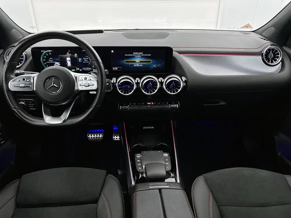 Mercedes-Benz EQA 250 AMG Line 67 kWh uit 2023, foto 4