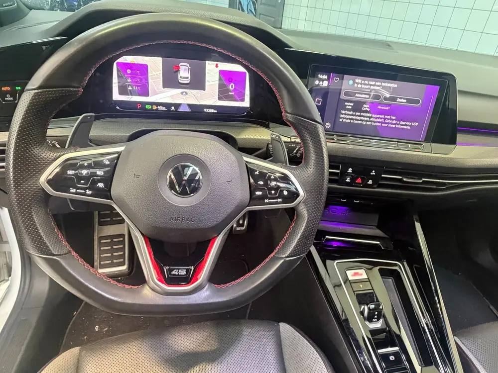 Volkswagen Golf 2.0 TSI OPF 221KW Dsg7 2022 Wit uit 2022, foto 5