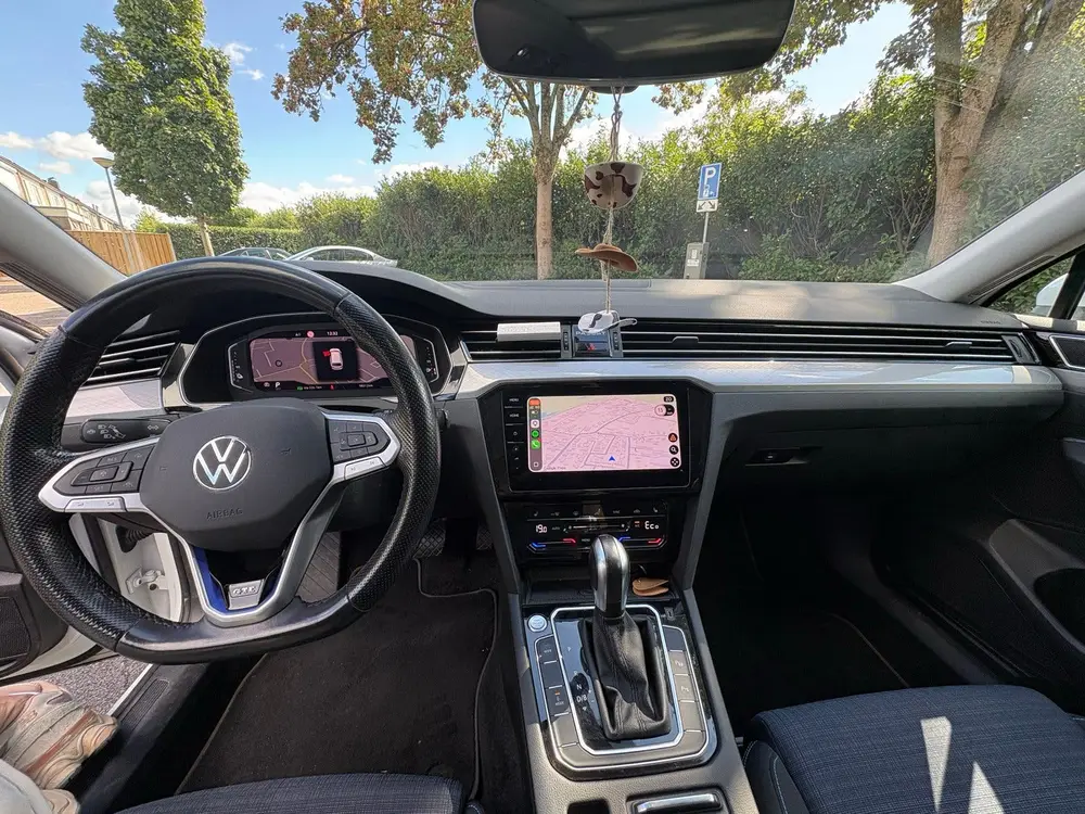 Volkswagen Passat Variant Passat 1.4 TSI Phev 218pk 6-DSG 2020 Wit uit 2020, foto 19