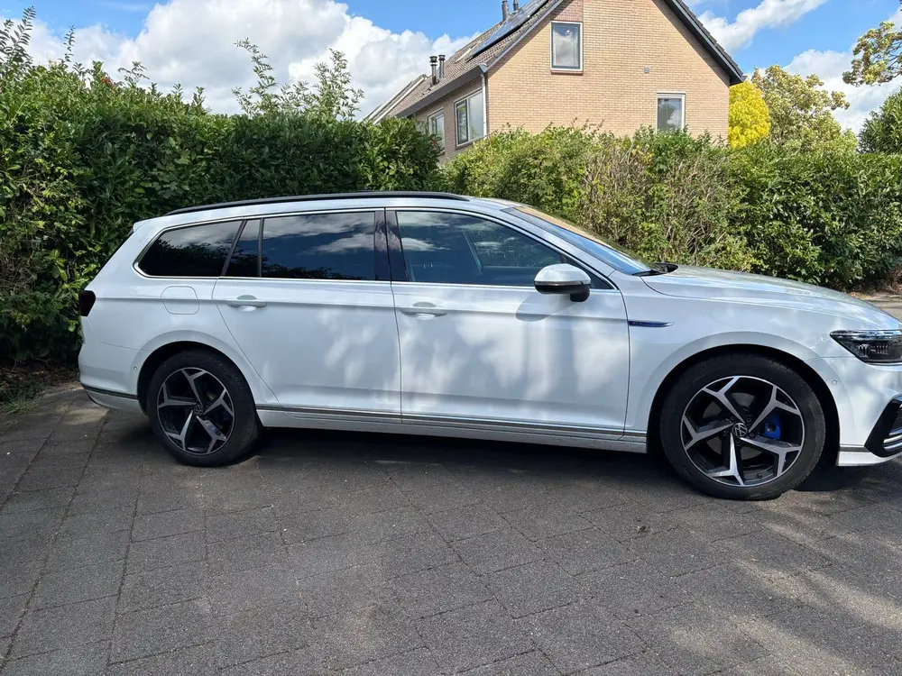 Volkswagen Passat Variant Passat 1.4 TSI Phev 218pk 6-DSG 2020 Wit uit 2020, foto 6