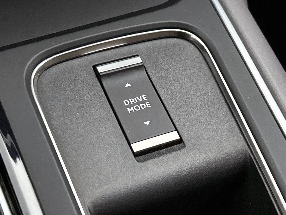 Citroën C5 Aircross Citroen C5 Aircross 1.6 Plug-in Hybrid 225 uit 2021, foto 14