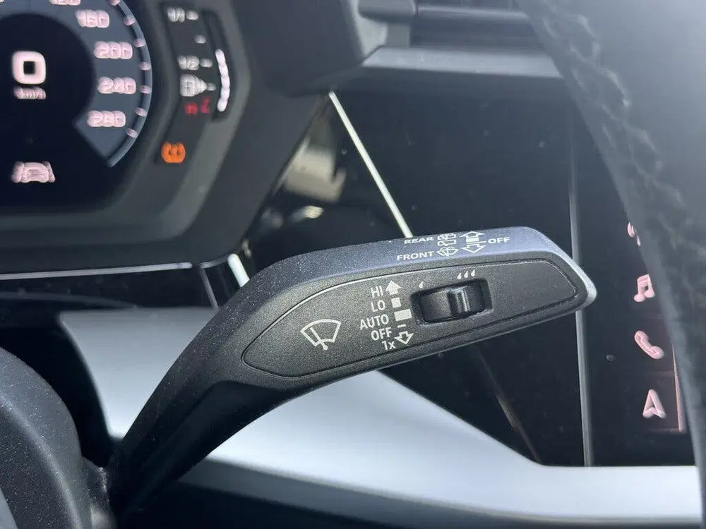 Audi A3 35 TFSI S edition S-line uit 2021, foto 20