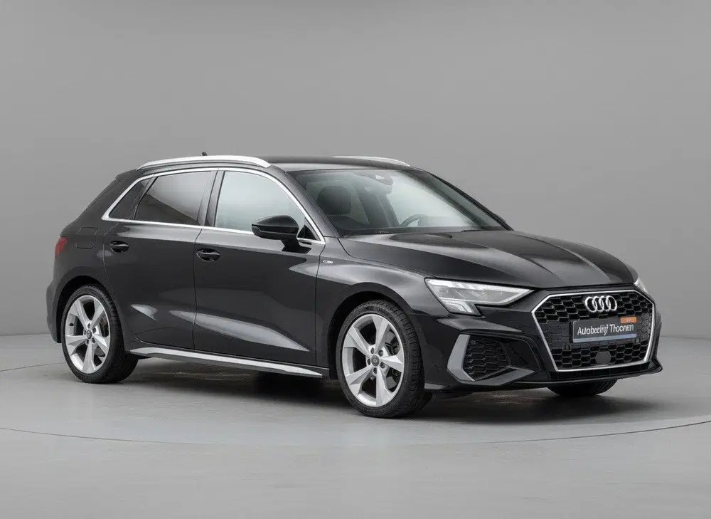 Audi A3 35 TFSI S edition S-line uit 2021, foto 4
