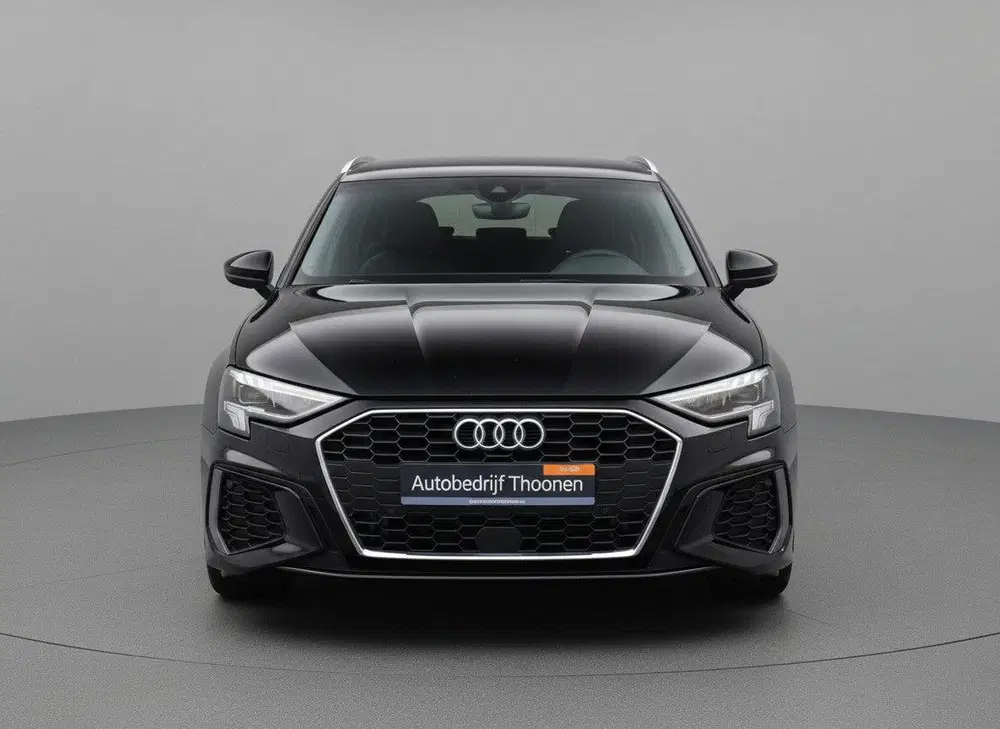 Audi A3 35 TFSI S edition S-line uit 2021, foto 9