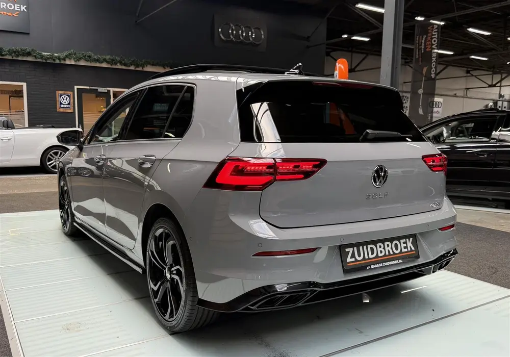 Volkswagen Golf 1.5 e TSI DSG | Pano | Navi | Maxton | Clima uit 2020, foto 14