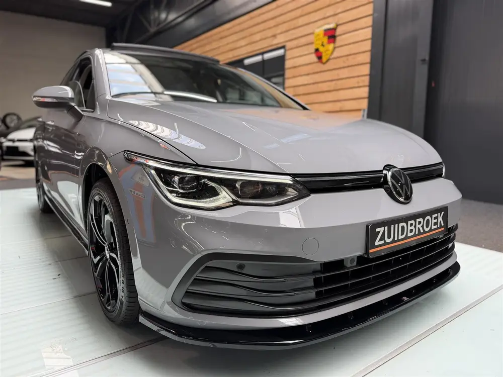 Volkswagen Golf 1.5 e TSI DSG | Pano | Navi | Maxton | Clima uit 2020, foto 6