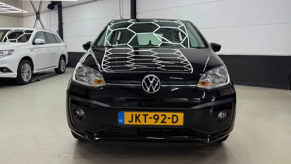 Volkswagen UP! 1.0 navigatie- en multimediasysteem. uit 2020, foto 3