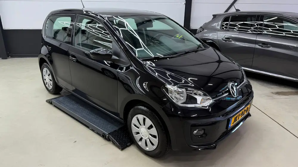 Volkswagen UP! 1.0 navigatie- en multimediasysteem. uit 2020, foto 4