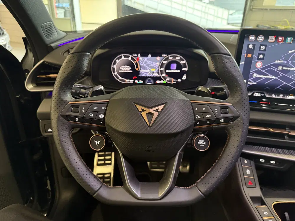 Cupra Terramar 1.5 TSI e-Hybrid VZ Performance Pano uit 2024, foto 11