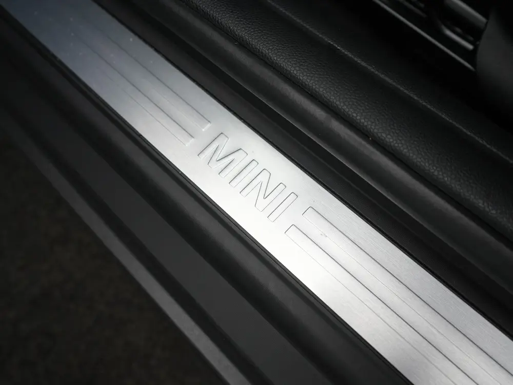 Mini One 1.5 Cooper Pepper uit 2019, foto 14