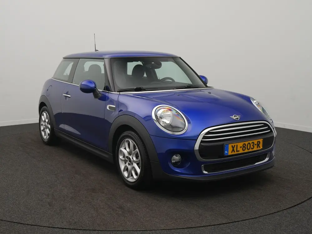 Mini One 1.5 Cooper Pepper uit 2019, foto 2