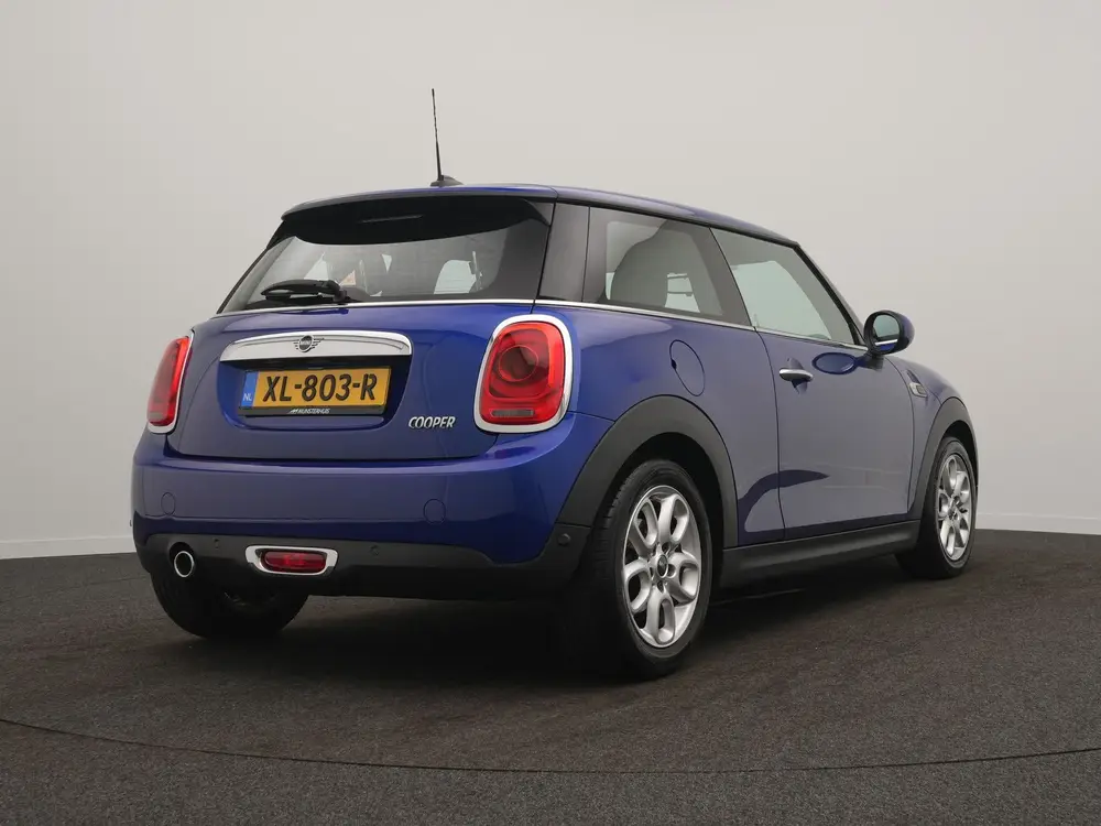 Mini One 1.5 Cooper Pepper uit 2019, foto 6