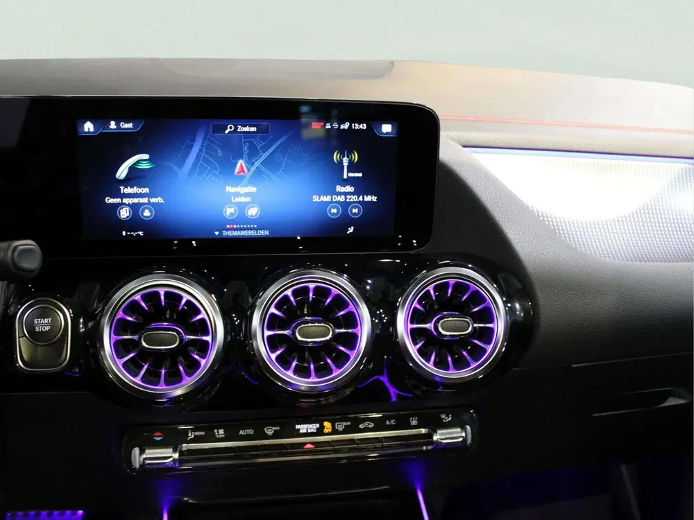 Mercedes-Benz EQA 250+ AMG Line 71 kWh Panorama dak uit 2023, foto 15