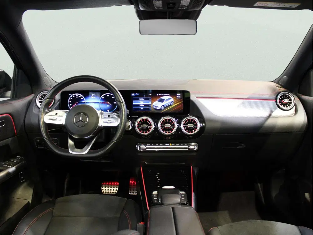 Mercedes-Benz EQA 250+ AMG Line 71 kWh Panorama dak uit 2023, foto 3