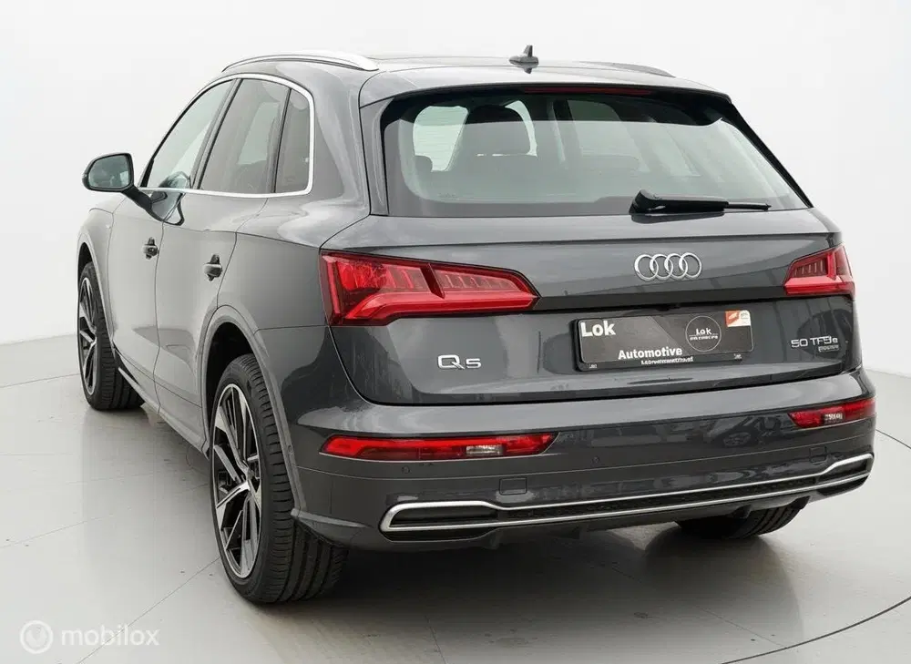 Audi Q5 50 TFSI e quattro S edition PANO uit 2020, foto 4