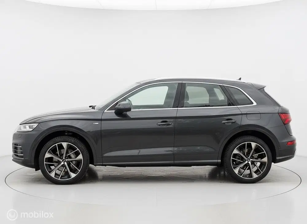 Audi Q5 50 TFSI e quattro S edition PANO uit 2020, foto 7