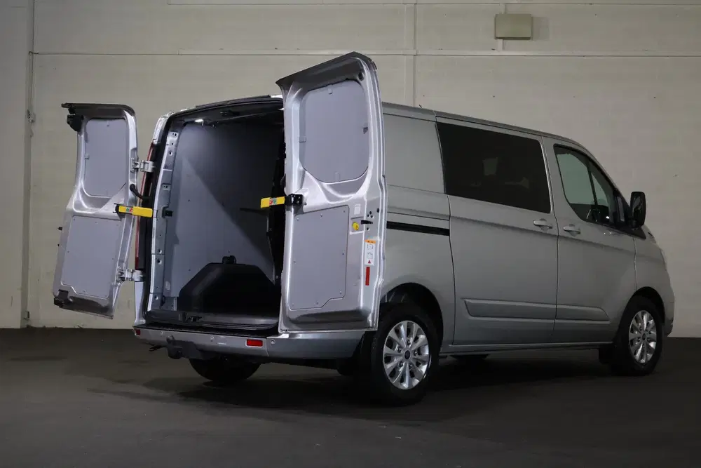 Ford Transit Custom 2.0 TDCI 130pk L1 H1 Limited Automaat DC uit 2021, foto 11