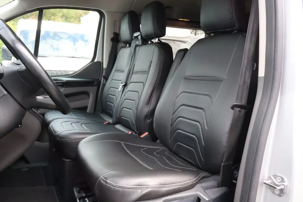 Ford Transit Custom 2.0 TDCI 130pk L1 H1 Limited Automaat DC uit 2021, foto 2