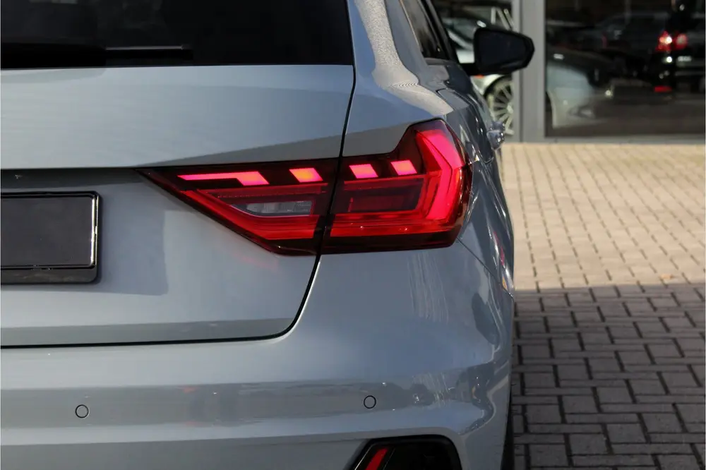 Audi A1 35 TFSI 150pk S-Line LED KEYLESS ACC 24024 uit 2023, foto 12
