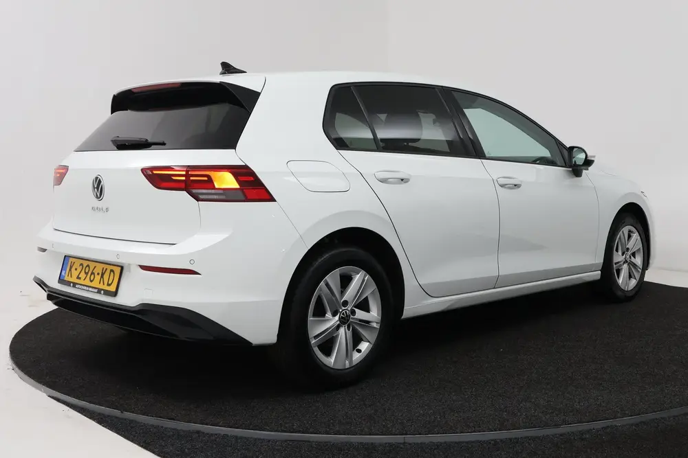 Volkswagen Golf 1.0 TSI Life (CRUISE CONTROL ADAPTIEF, NAVIG uit 2021, foto 12
