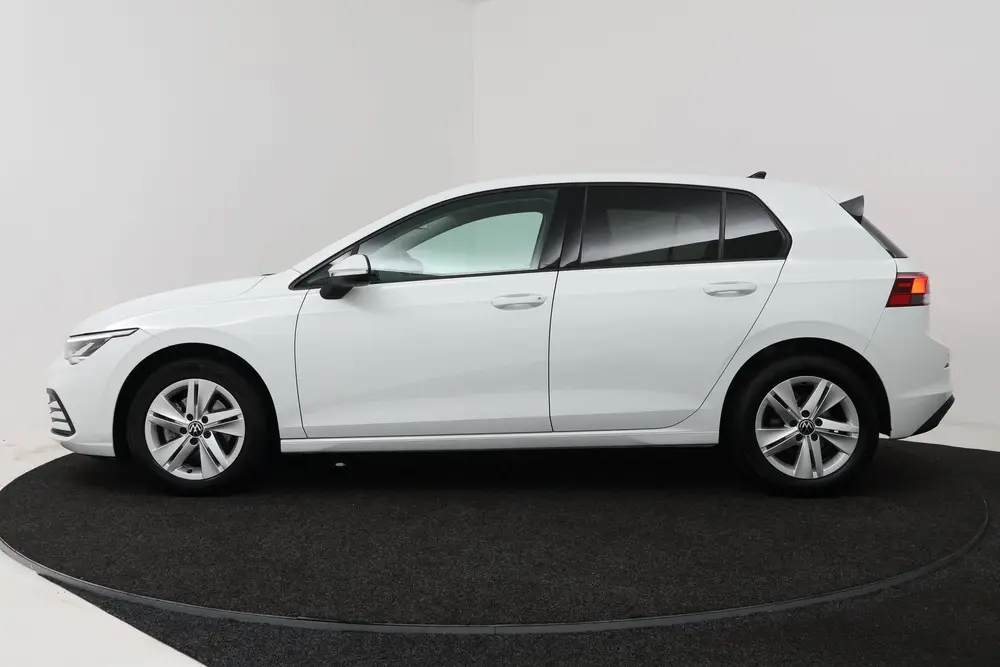 Volkswagen Golf 1.0 TSI Life (CRUISE CONTROL ADAPTIEF, NAVIG uit 2021, foto 2