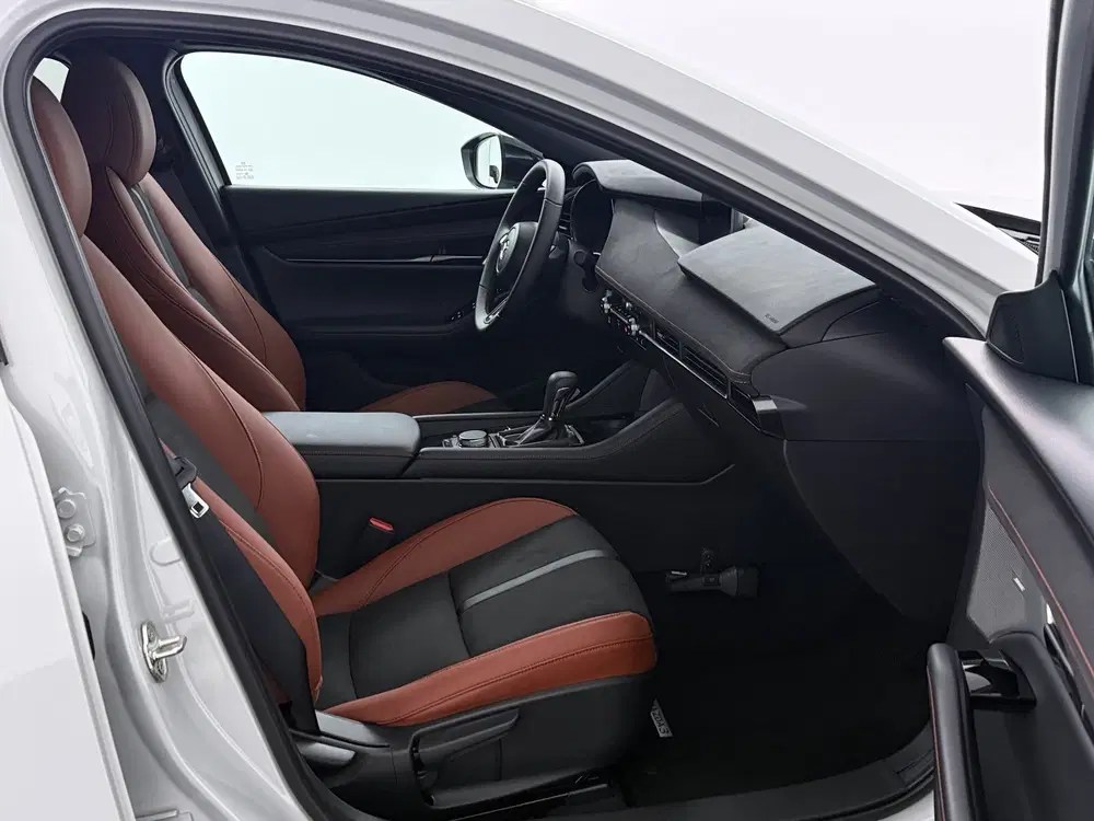 Mazda 3 2.5 e-SkyActiv-G M Hybrid 140 Nagisa autom uit 2026, foto 17