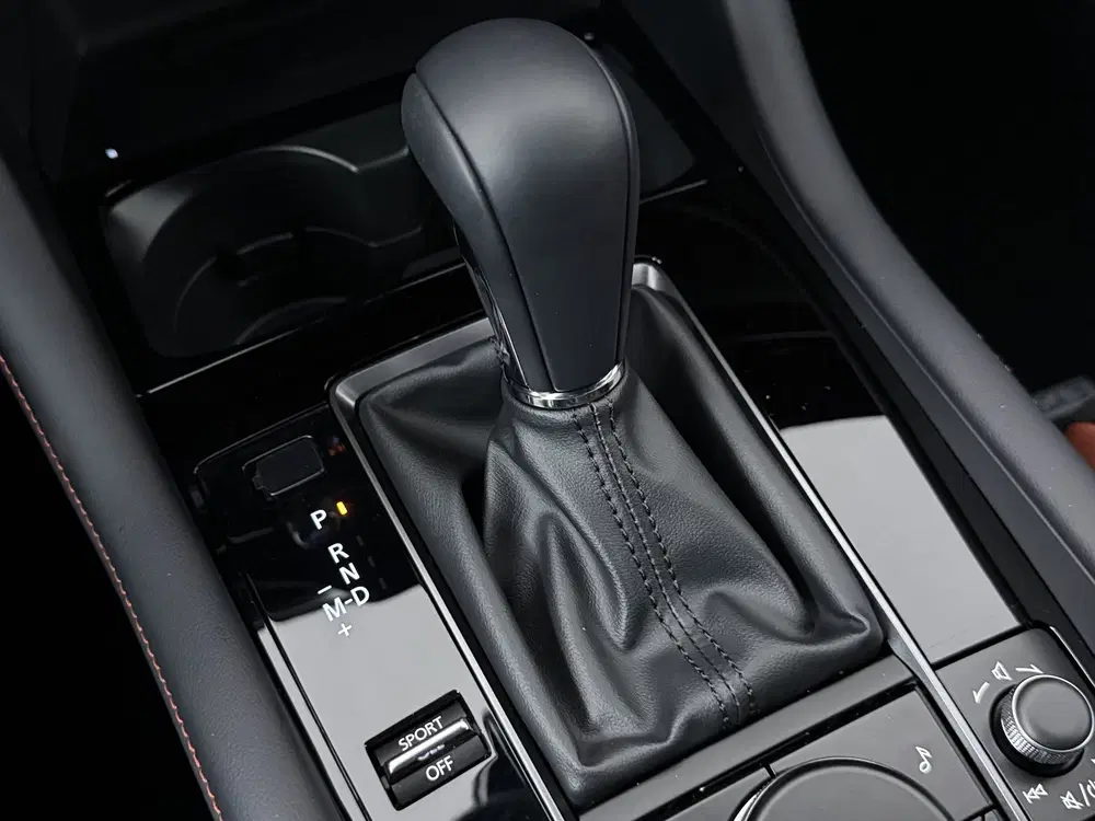 Mazda 3 2.5 e-SkyActiv-G M Hybrid 140 Nagisa autom uit 2026, foto 6