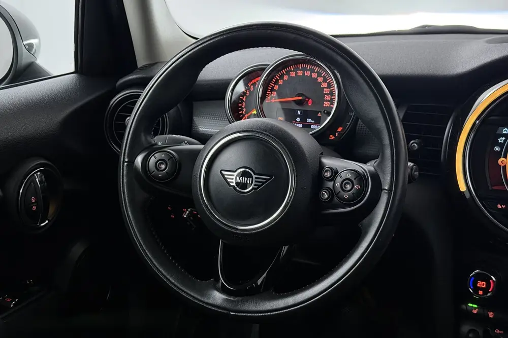 Mini 5-Deurs 1.5 Cooper Chili (STOELVERWARMING, PARKEERSENSO uit 2019, foto 4