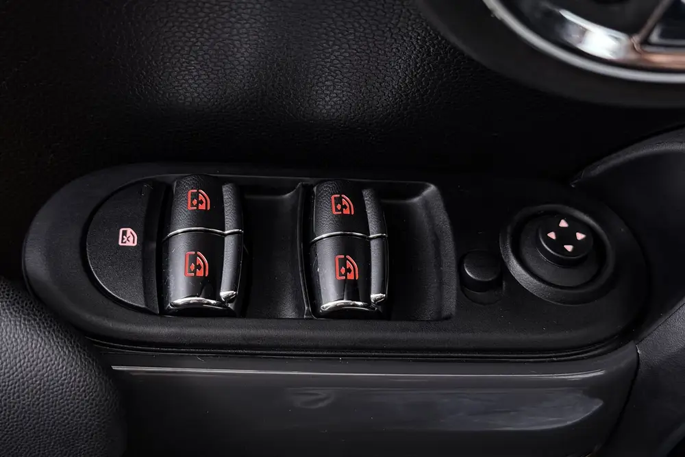 Mini 5-Deurs 1.5 Cooper Chili (STOELVERWARMING, PARKEERSENSO uit 2019, foto 6