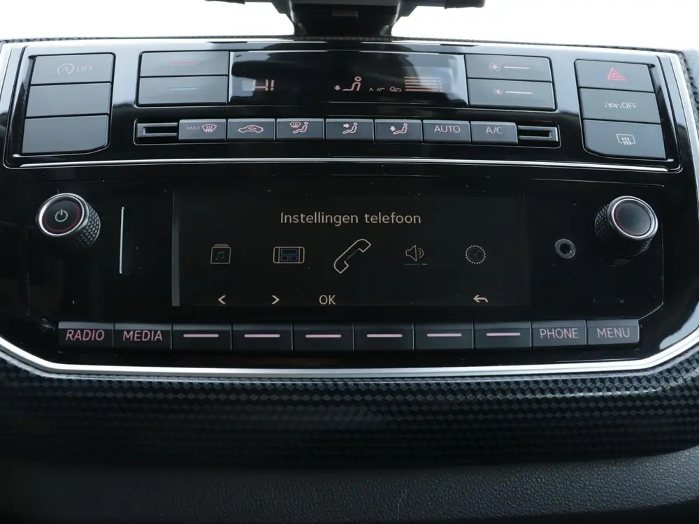Volkswagen Up! 1.0 | Camera | Cruise Control | Regensensor | uit 2024, foto 14