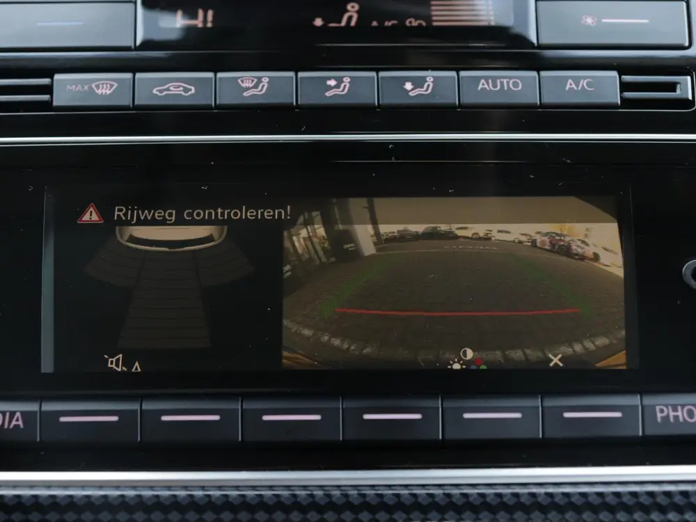 Volkswagen Up! 1.0 | Camera | Cruise Control | Regensensor | uit 2024, foto 18