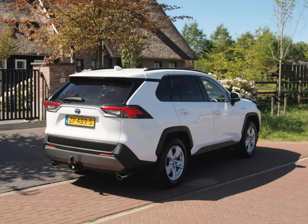 Toyota RAV4 2.5 Hybrid AWD Active | Camera | Trekhaak 1650 t uit 2019, foto 10