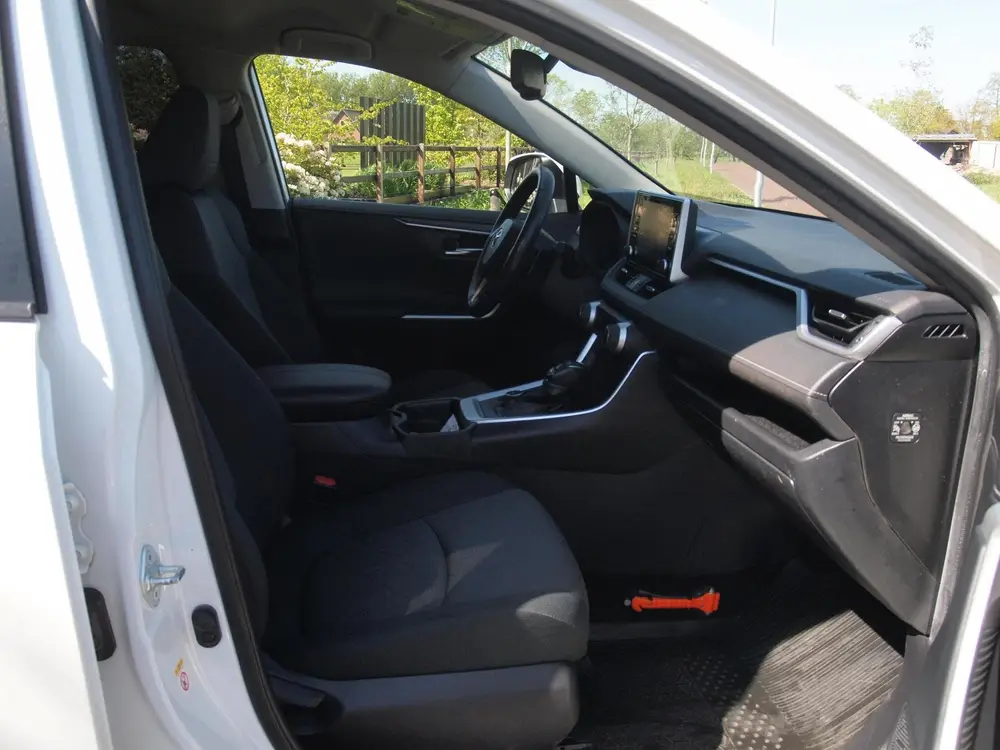 Toyota RAV4 2.5 Hybrid AWD Active | Camera | Trekhaak 1650 t uit 2019, foto 13