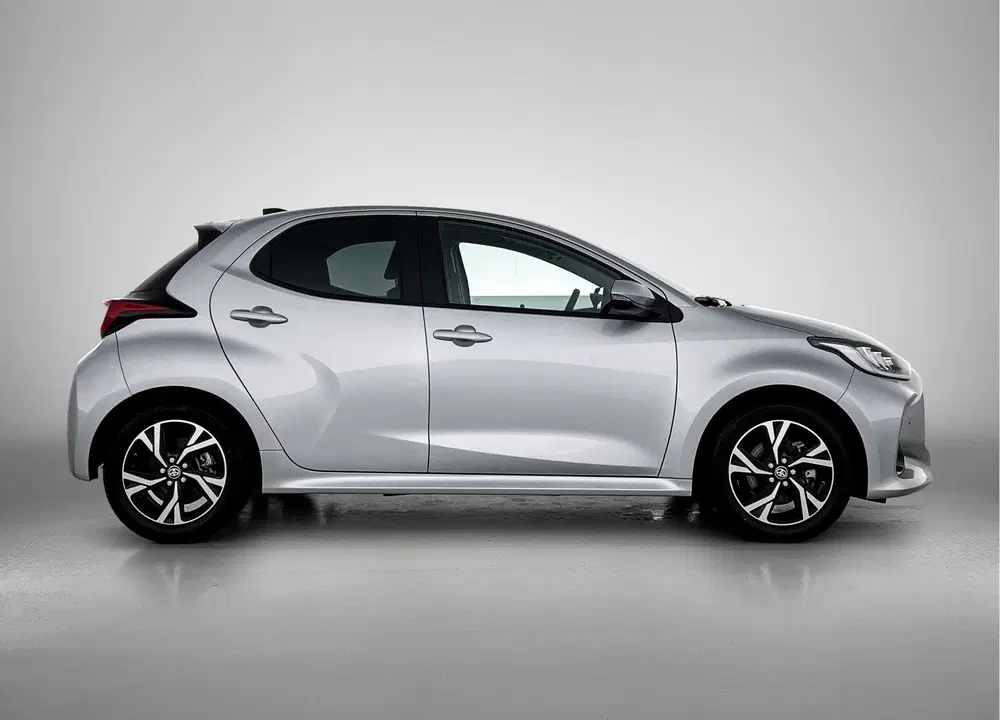 Toyota Yaris 1.5 Hybrid 115 First Edition Comfort Pack uit 2025, foto 12