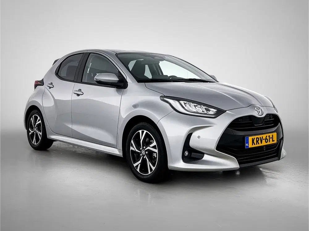 Toyota Yaris 1.5 Hybrid 115 First Edition Comfort Pack uit 2025, foto 13