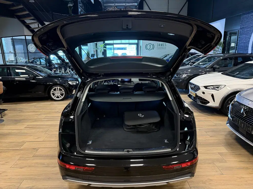 Audi Q5 50 TFSIe Advanced edition PHEV uit 2022, foto 20