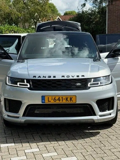Land Rover Range Rover (sport) 2.0 P400e 404pk Commandshift uit 2021