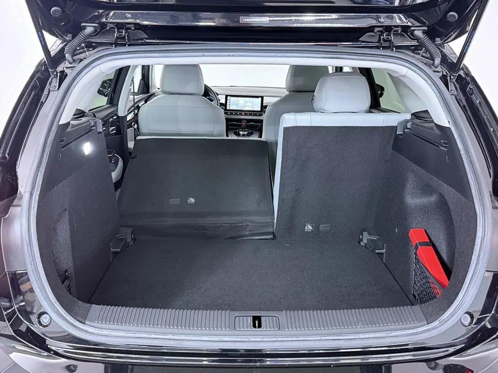 MG MG5 Standard Range Luxury 50 kWh uit 2022, foto 16