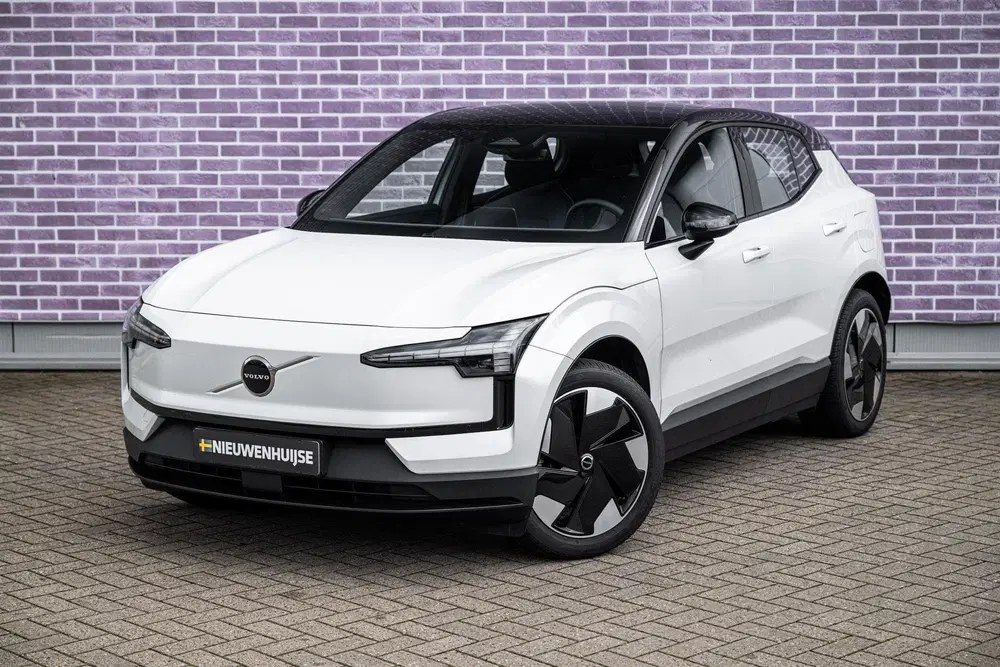 Volvo EX30 Single Motor Extended Range Plus 69 kWh uit 2024, foto 14