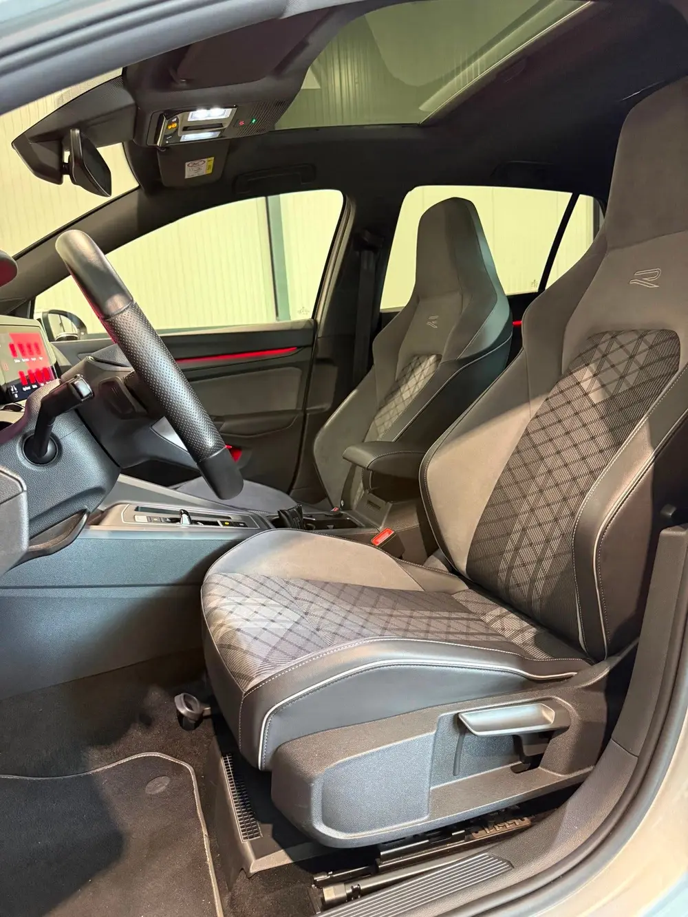 Volkswagen Golf 1.5 eTSI R-Line|Pano|Carplay|Sfeer uit 2020, foto 14