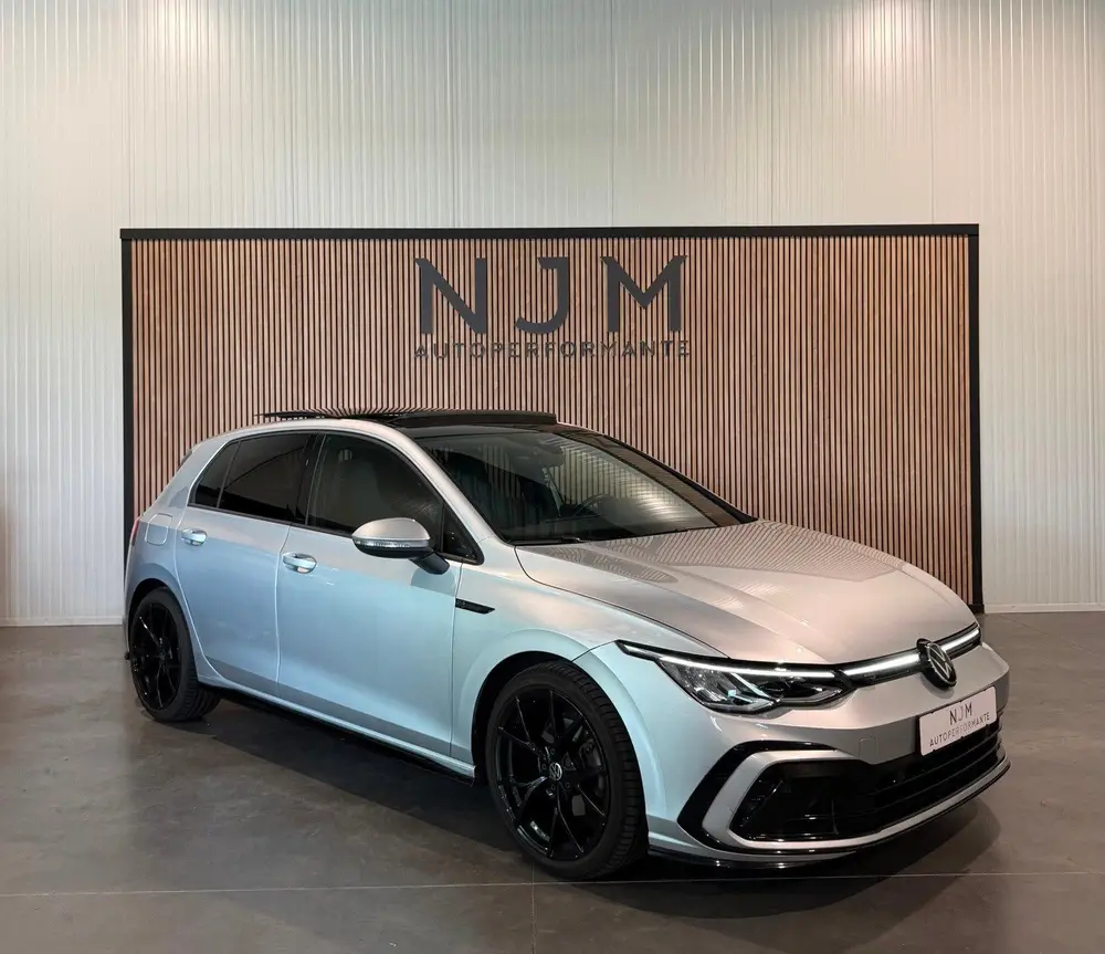 Volkswagen Golf 1.5 eTSI R-Line|Pano|Carplay|Sfeer uit 2020, foto 3