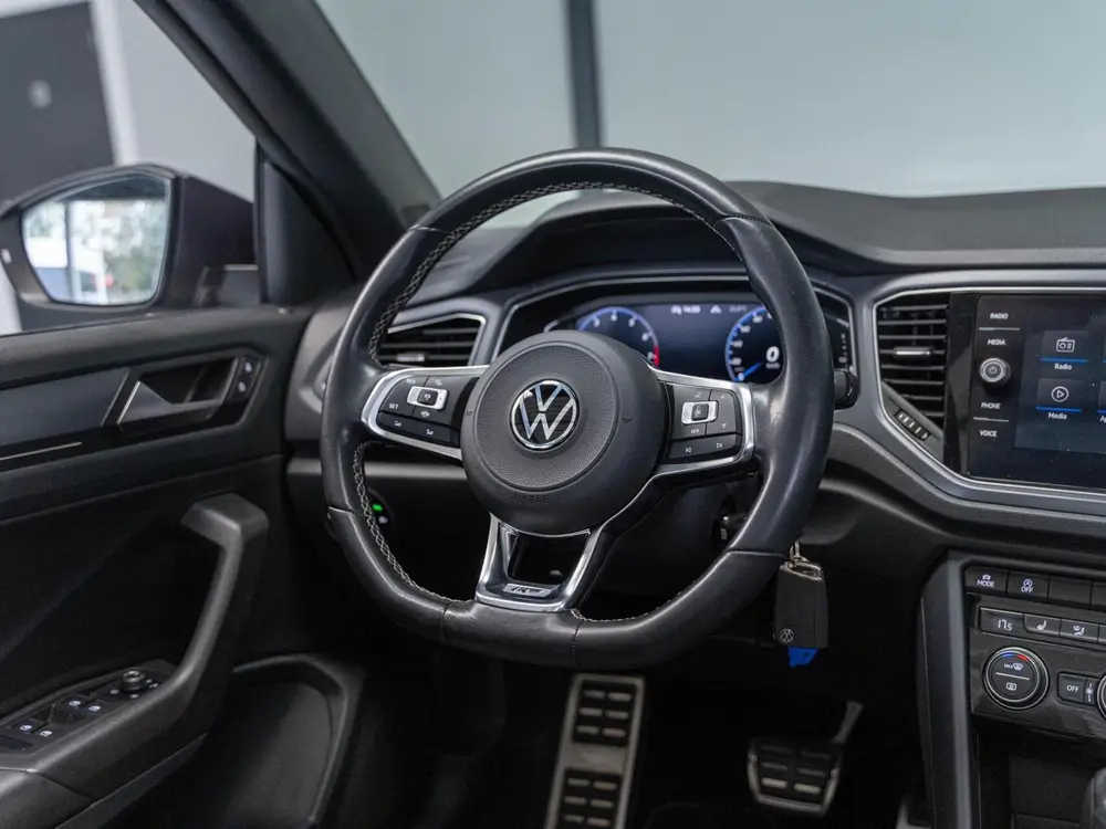 Volkswagen T-Roc Cabrio 1.5 TSI R-Line ACC 17' uit 2021, foto 3